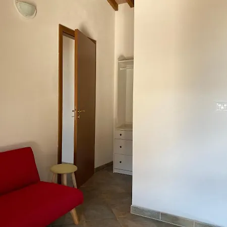 Apartment Ai Peri