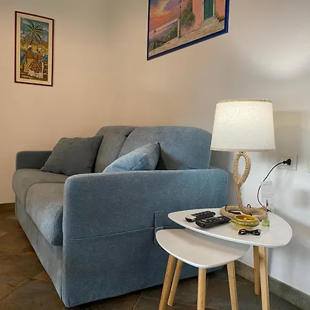 Ai Peri Apartment